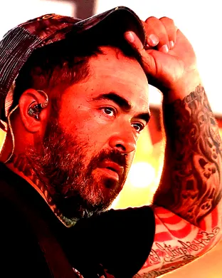 Aaron Lewis Hampton