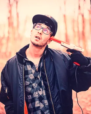 Chris Webby Hampton