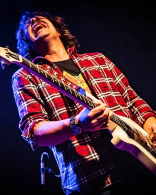 Davy Knowles Natick