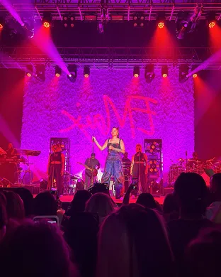 Ella Mai Manchester