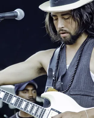 Jackie Greene Boston