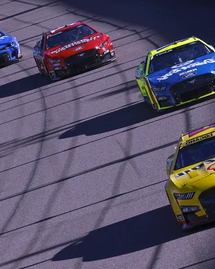 NASCAR Cup Series: Dollar Tree 301