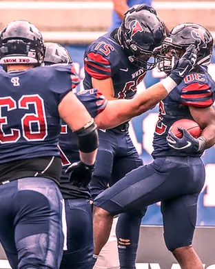 Pennsylvania Quakers Football Manchester