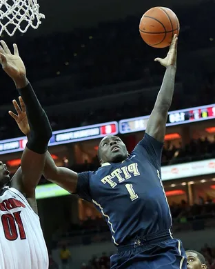 Pittsburgh Panthers Basketball Manchester